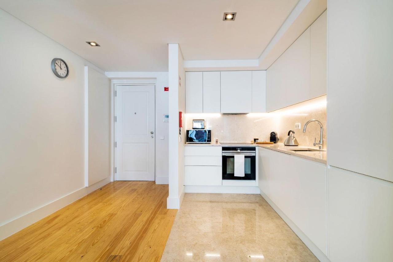 ליסבון Amazing 1Bdr Apartment In Chiado By Lovelystay מראה חיצוני תמונה